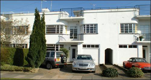 03 Lytton Close